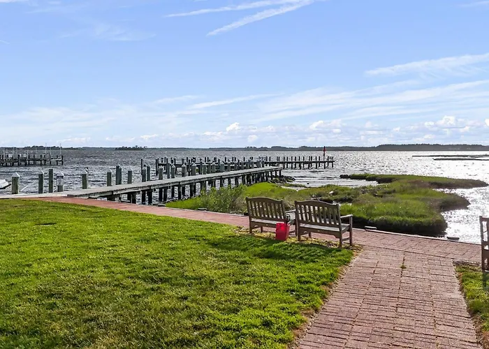 Waterfront W Sunset Deck By Harpoon Hannahs * Ocean City