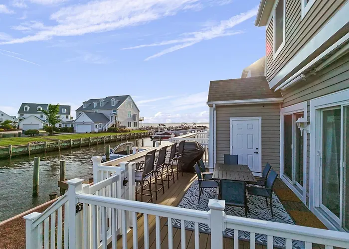 Waterfront W Sunset Deck By Harpoon Hannahs Ocean City